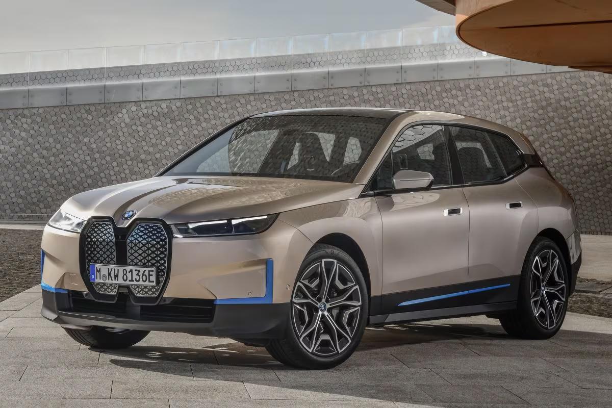 BMW ix