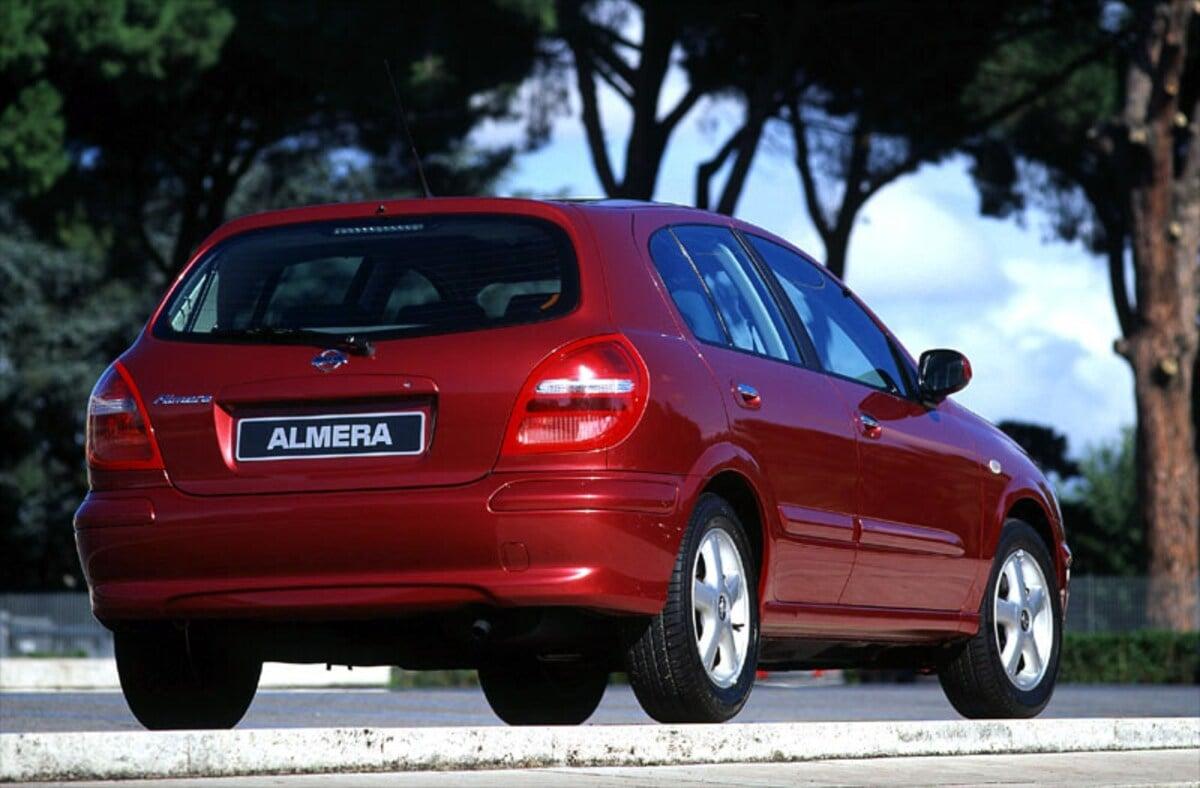 Nissan Almera 1.8