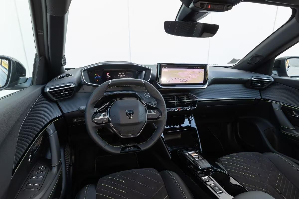 Peugeot e-2008 Interieur
