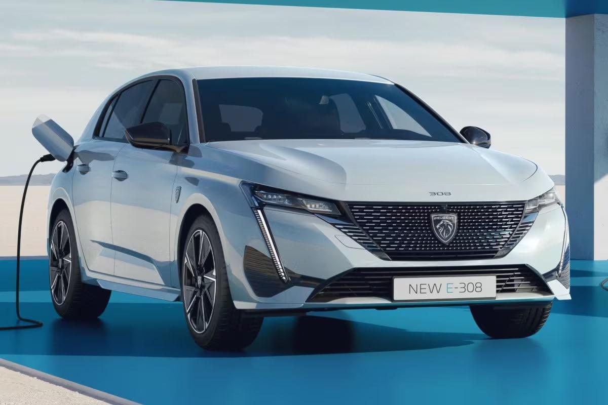 Peugeot e-308 GT 54kWh 156