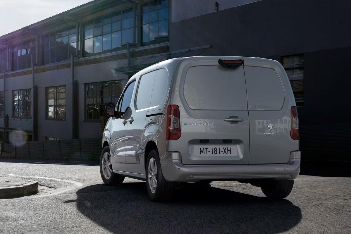Peugeot e-Partner Asphalt 50kWh 136