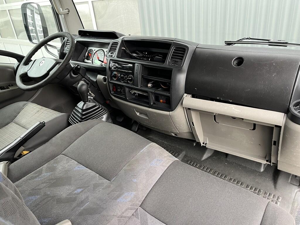 Renault Maxity Interieur
