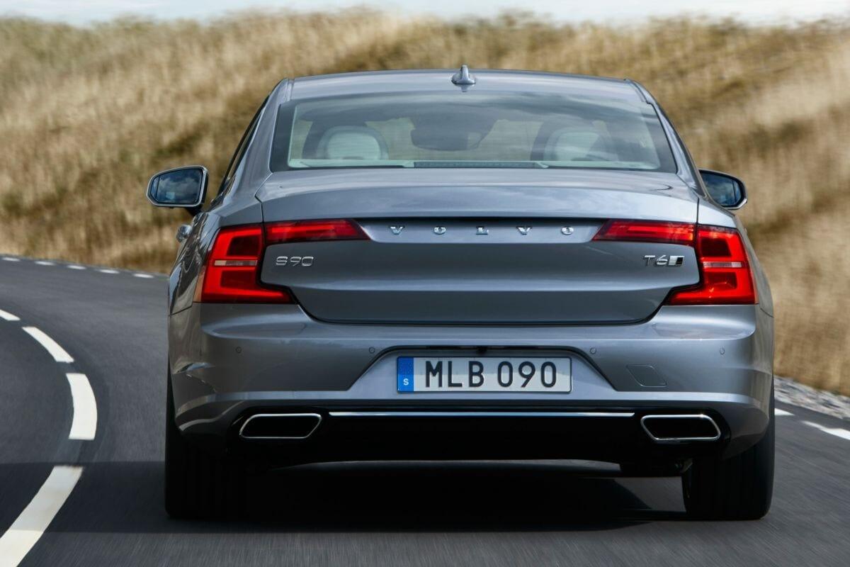 Volvo S90 T6