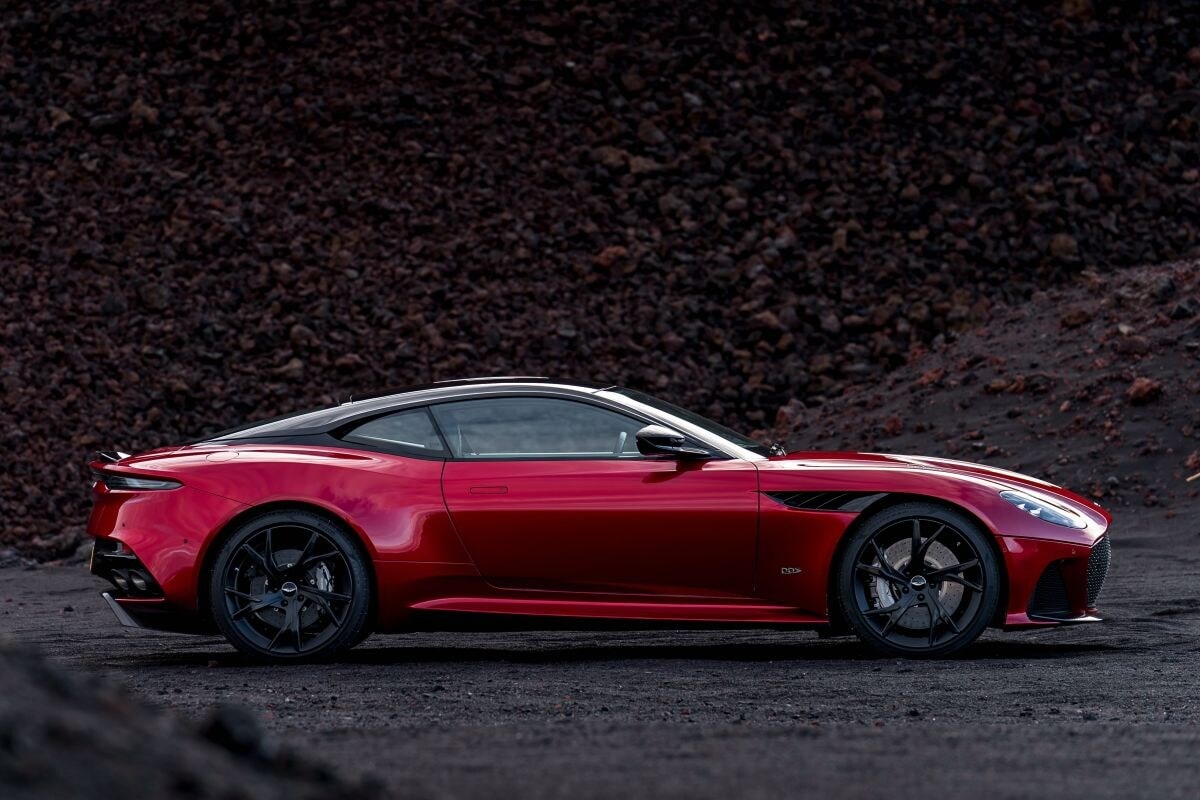 aston martin DBS Superlegger