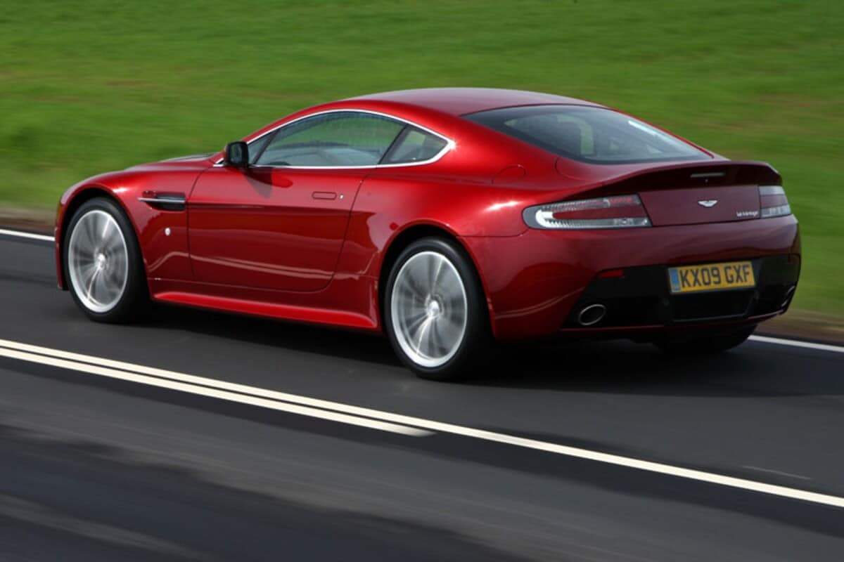 Afbeelding van Aston Martin V12 Vantage per generatie 2013 - 2018