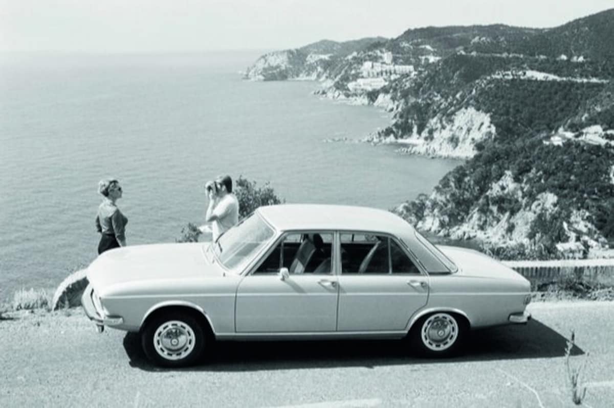 Afbeelding van Audi 100 per generatie 1968-1976