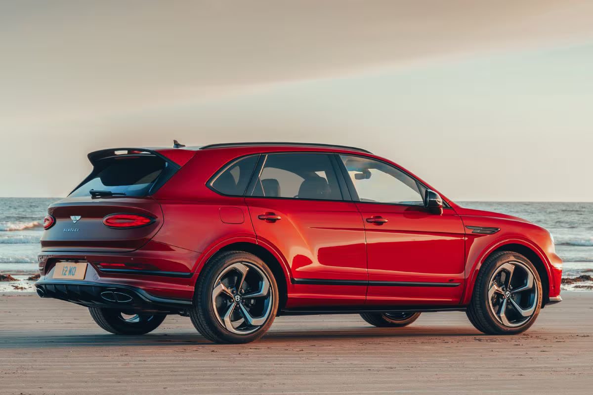 Bentley Bentayga EWB V8