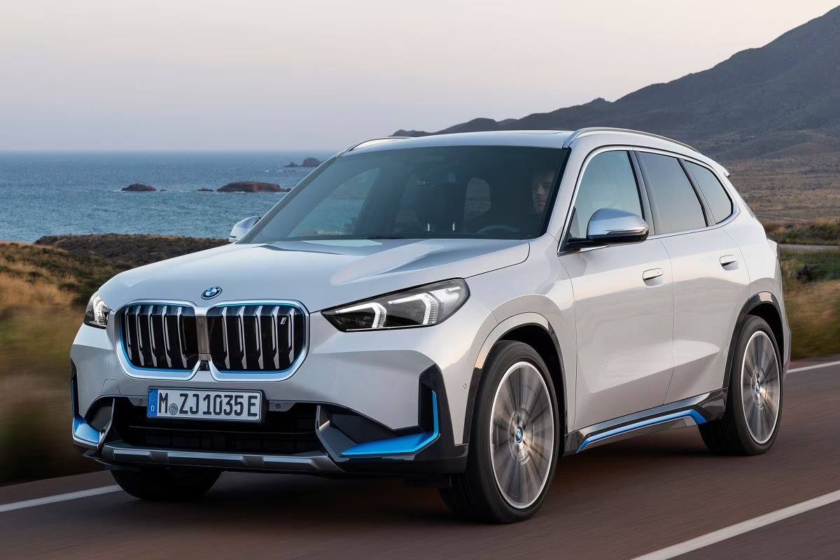 BMW ix1 eDrive20