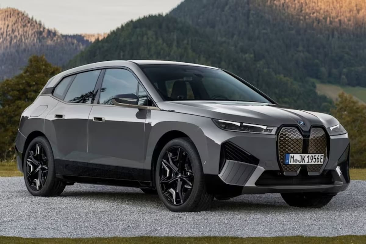 BMW iX