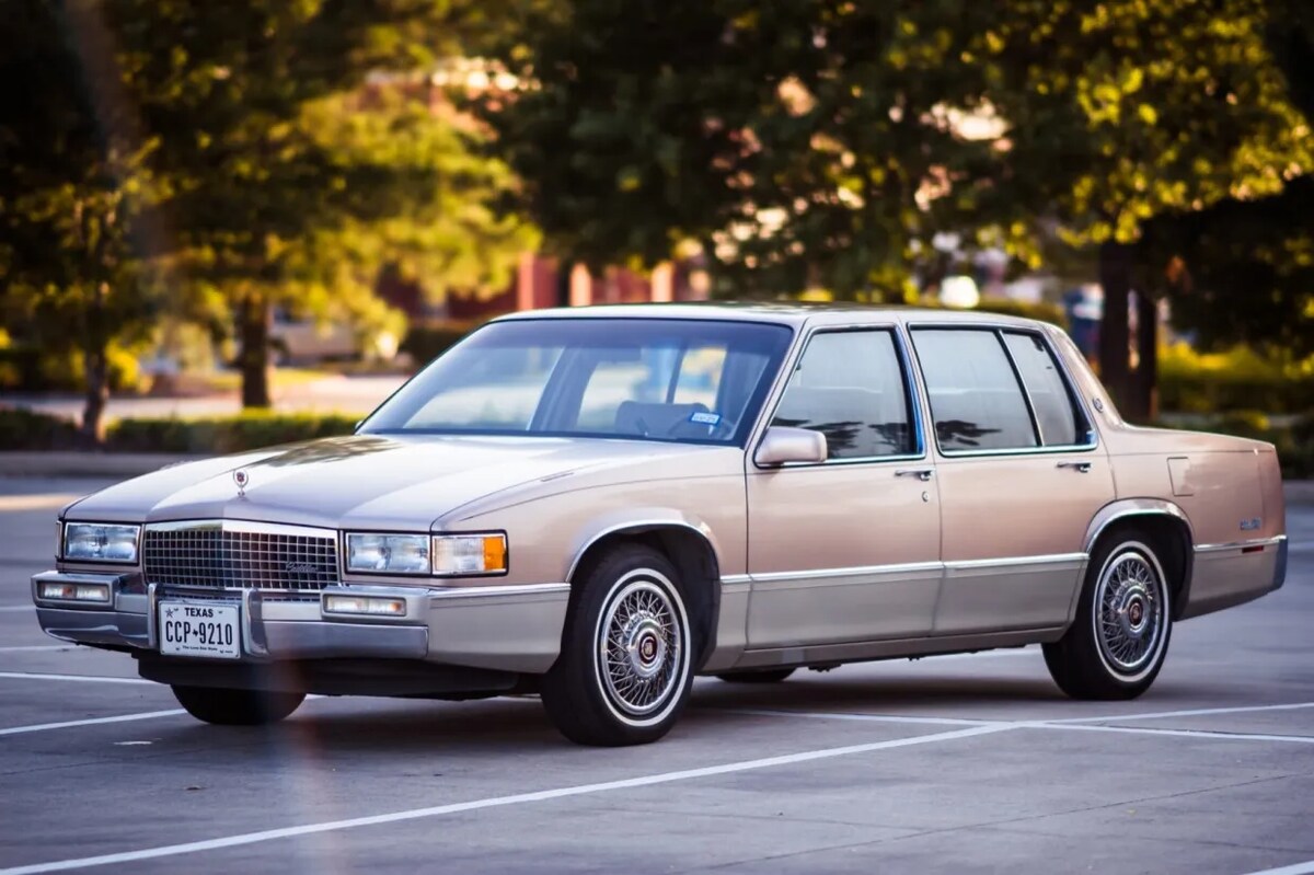 Afbeelding van Cadillac DeVille per generatie 1985-1993