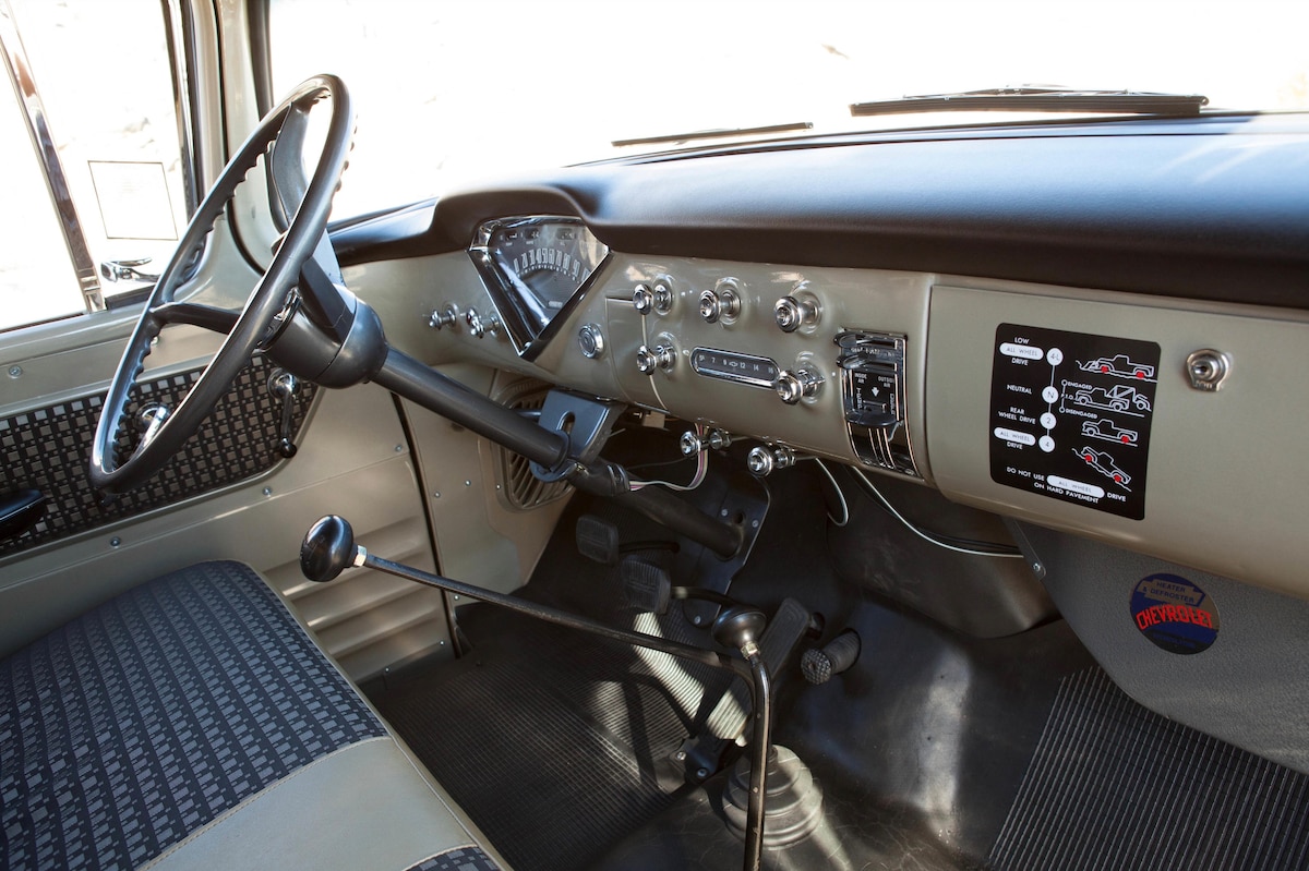 Chevrolet Apache Interieur