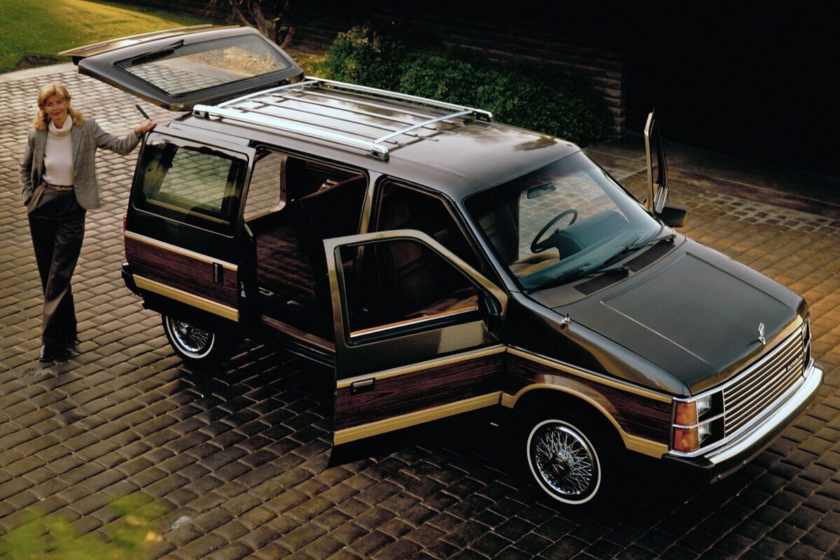 Afbeelding van Chrysler Grand Voyager per generatie 1988-2007