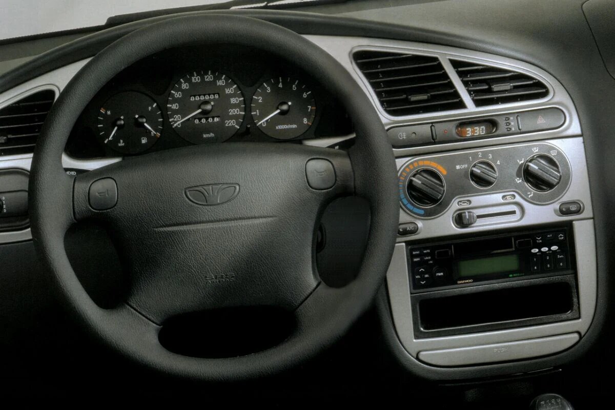 Daewoo Lanos Interieur