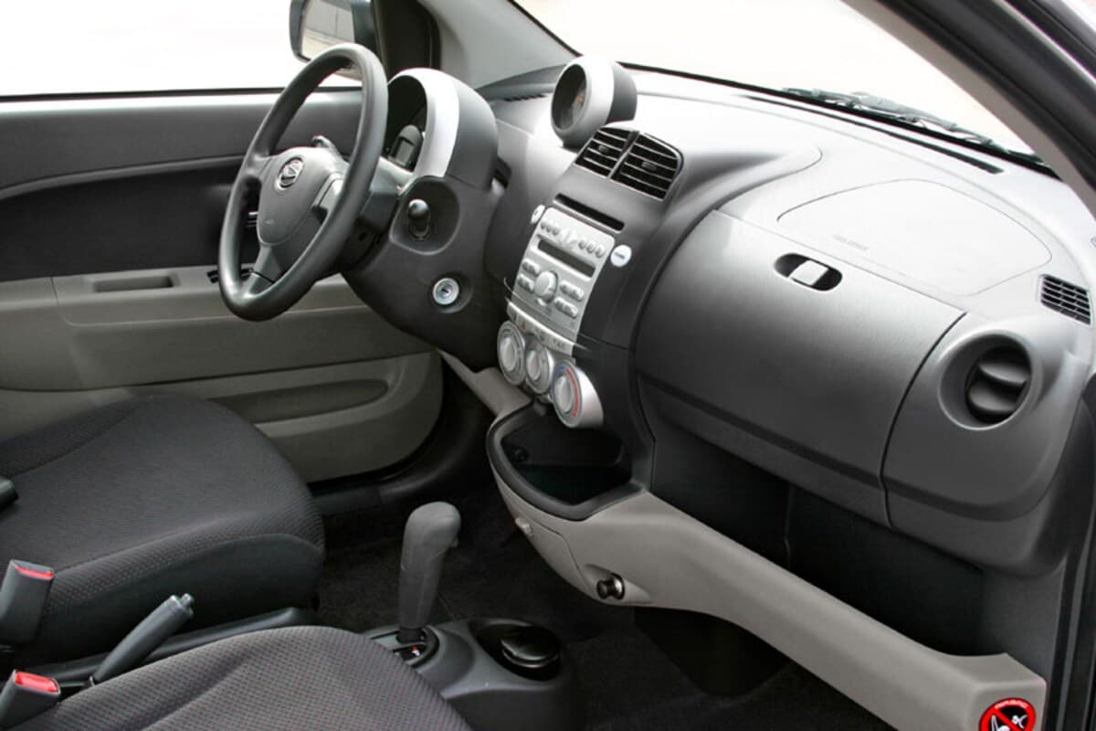 Daihatsu Sirion Interieur