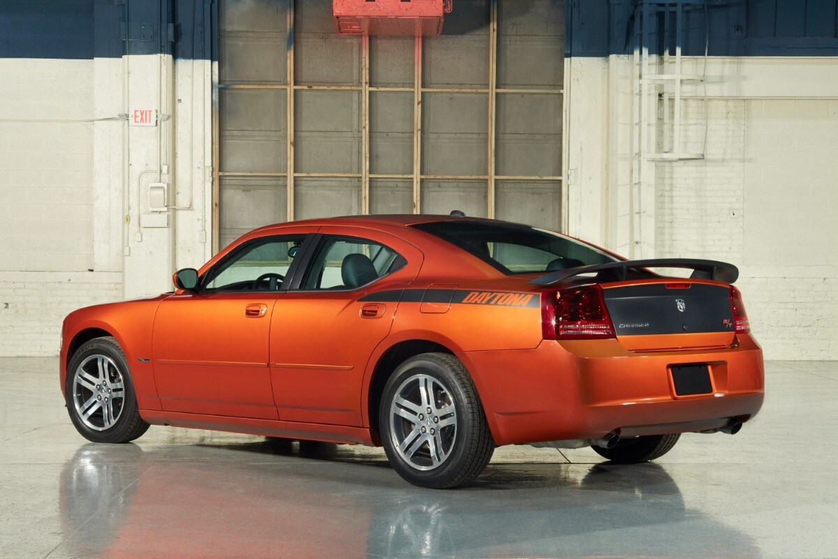 Afbeelding van Dodge Charger per generatie 2006-2010