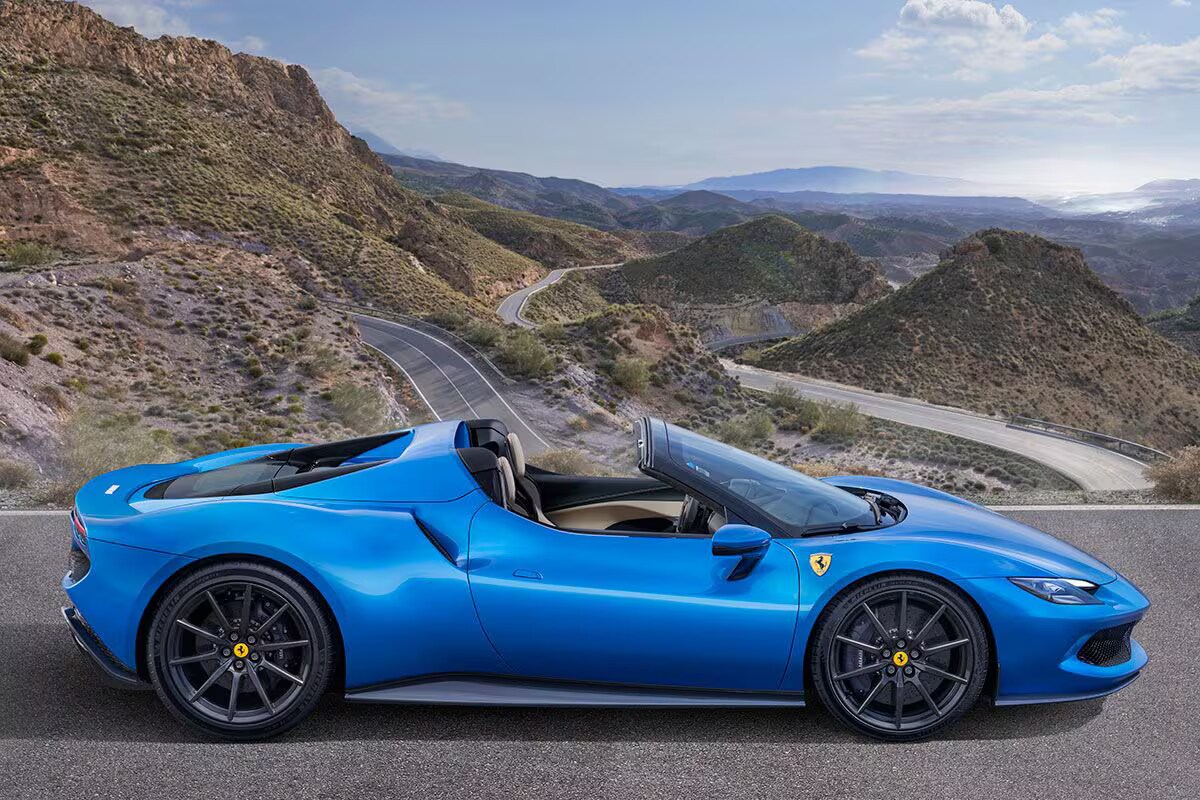 Afbeelding van Ferrari 296 per generatie 2021+