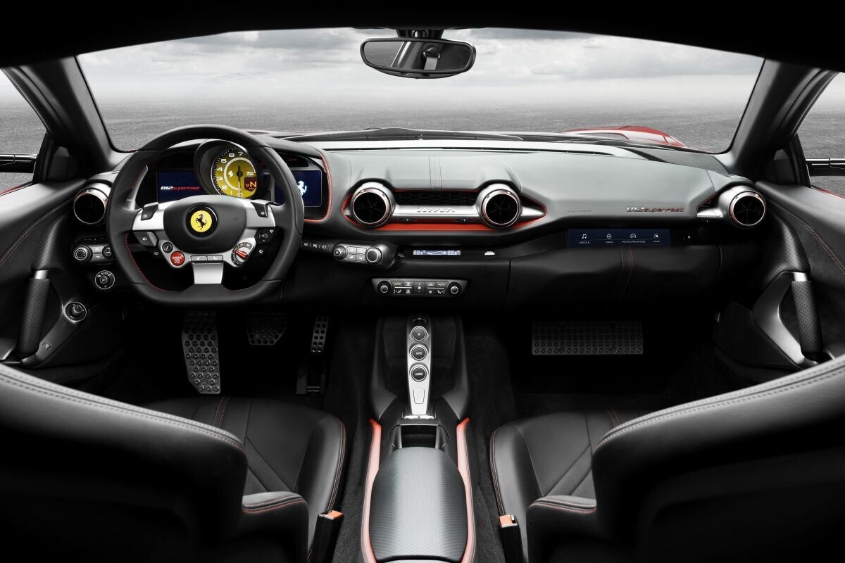 Ferrari 812 Superfast Interieur