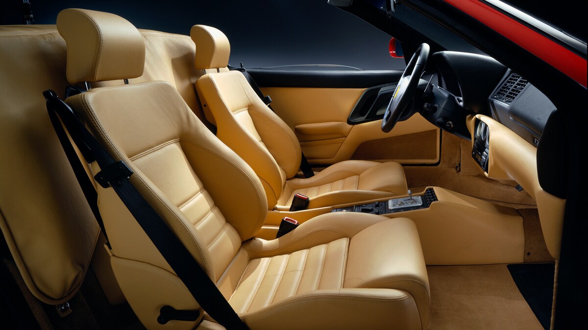 Ferrari F355 Interieur