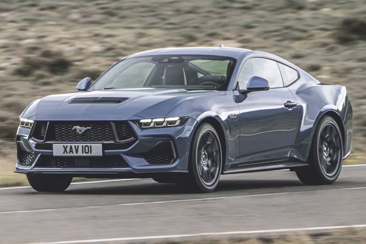 Ford Mustang V8