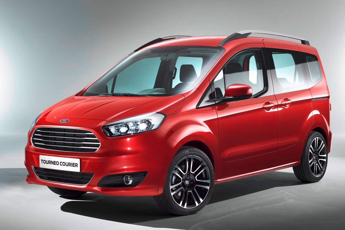 Ford Tourneo Courier 1.0 EcoBoost Titanium