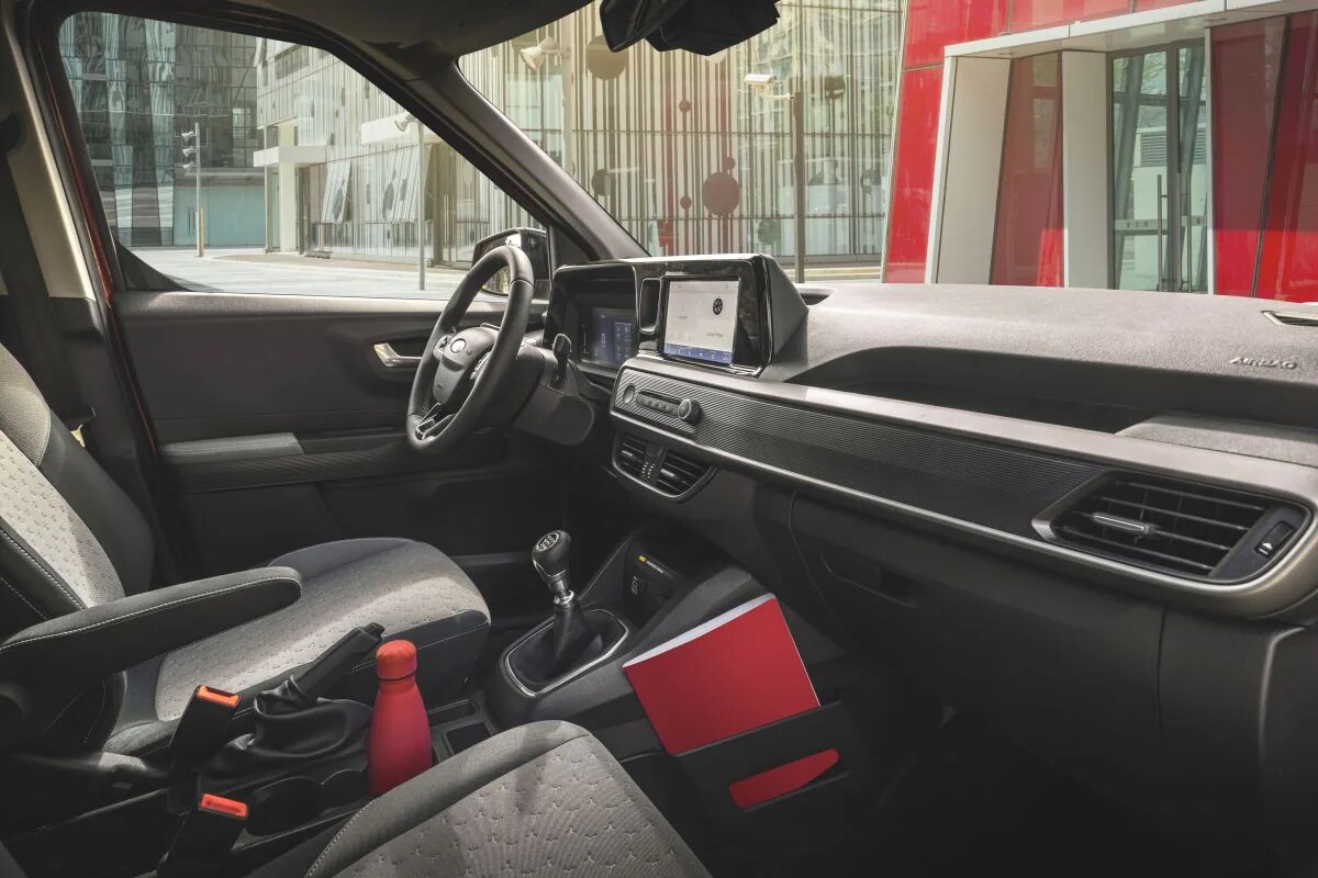 Ford Transit Courier Interieur