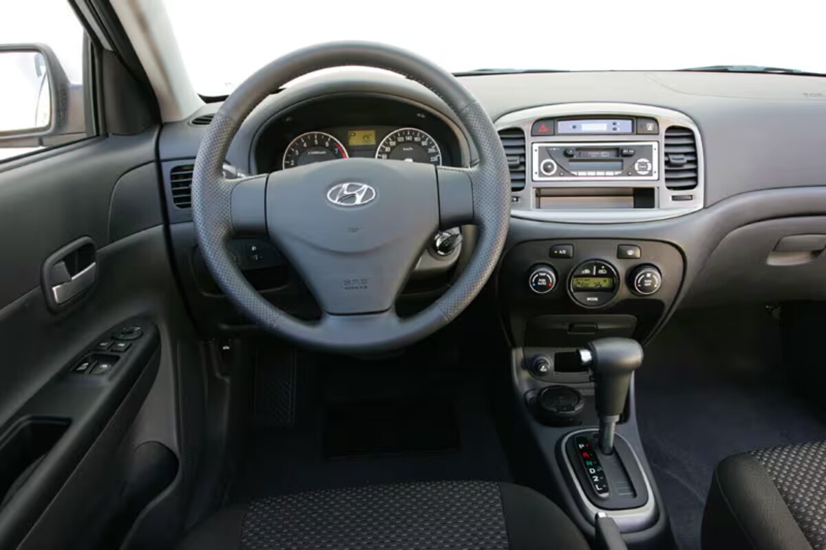 Hyundai Accent Interieur