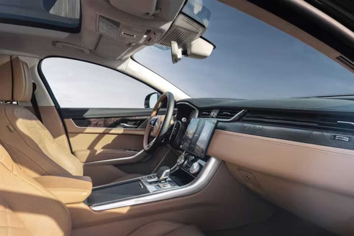 Jaguar XF Interieur