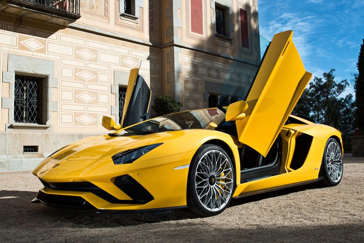 Lamborghini Aventador