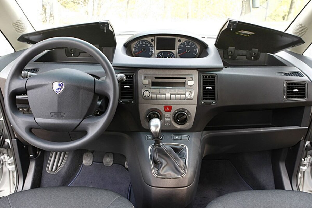 Lancia Musa Interieur
