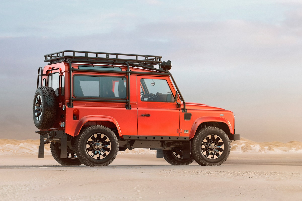 Land Rover Defender 110 V8 County