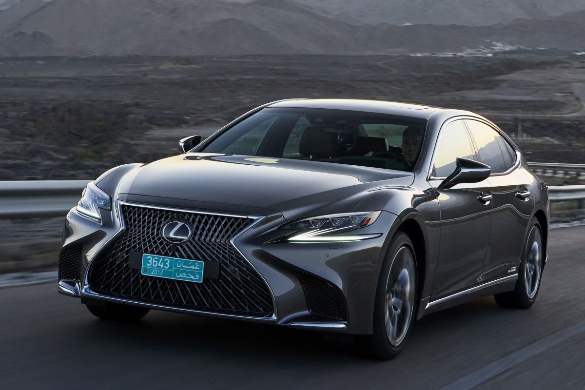 Lexus LS 500h Luxury Line