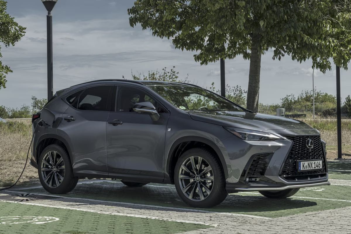 Lexus NX 450h+ 4WD Executive Line