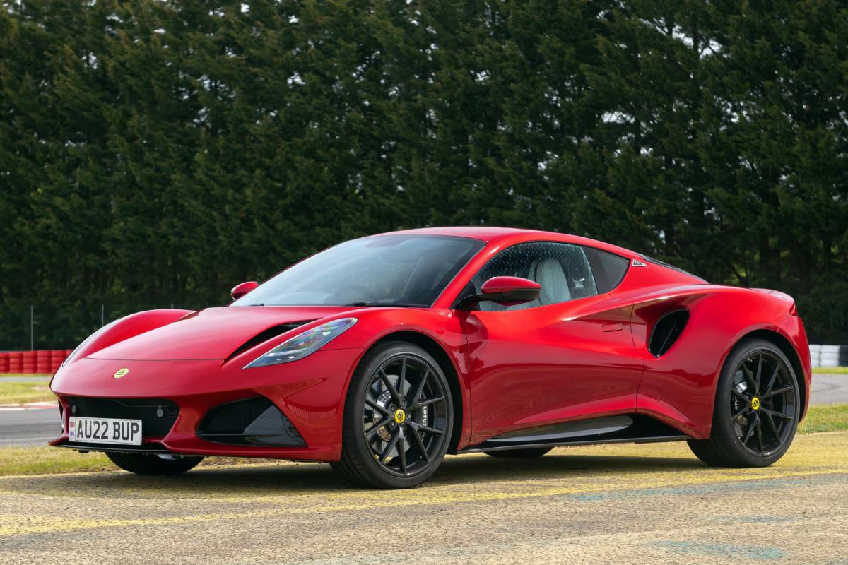 Lotus Emira V6