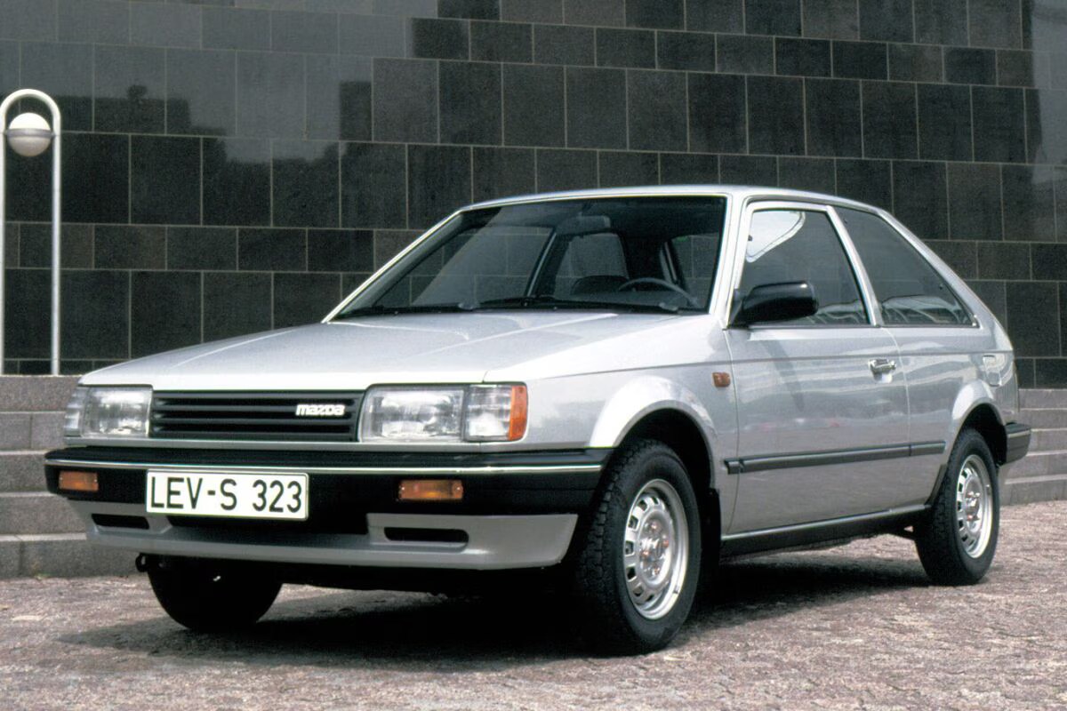 Afbeelding van Mazda 323 generatie 1985-1990