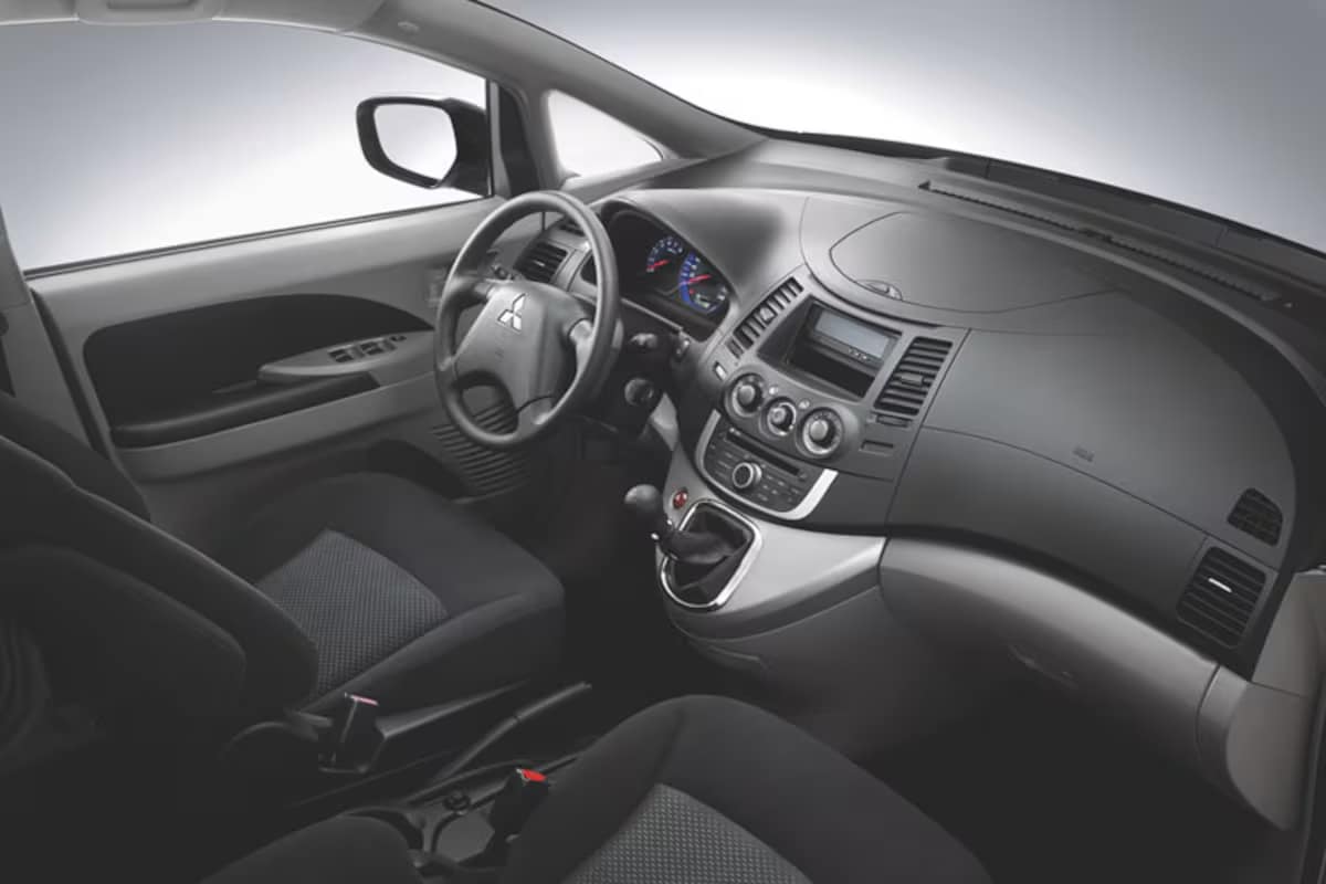 Mitsubishi Grandis Interieur