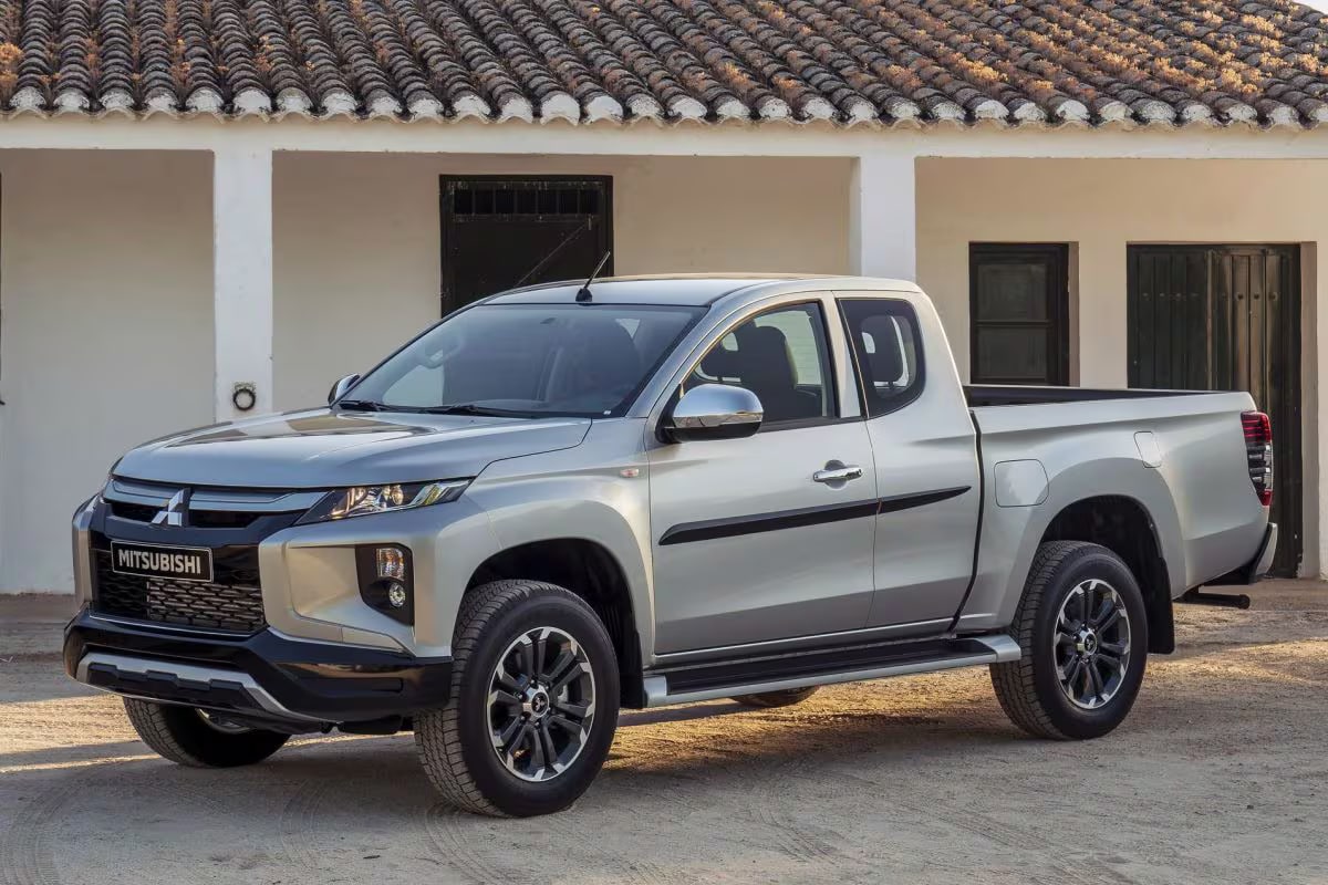 Mitsubishi L200 Club Cab 2.2 DI-D ClearTec Intense