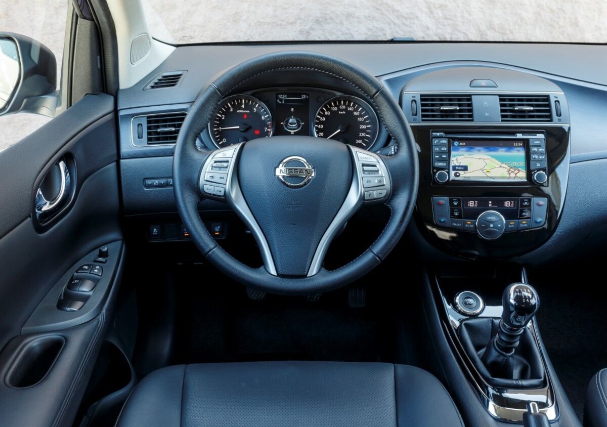 Nissan Pulsar Interieur
