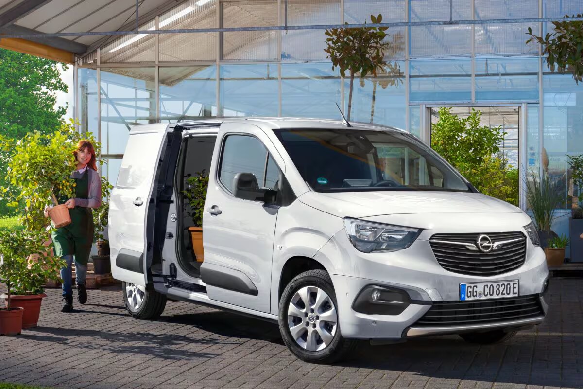 Opel Combo-e L1H1 50kWh Edition
