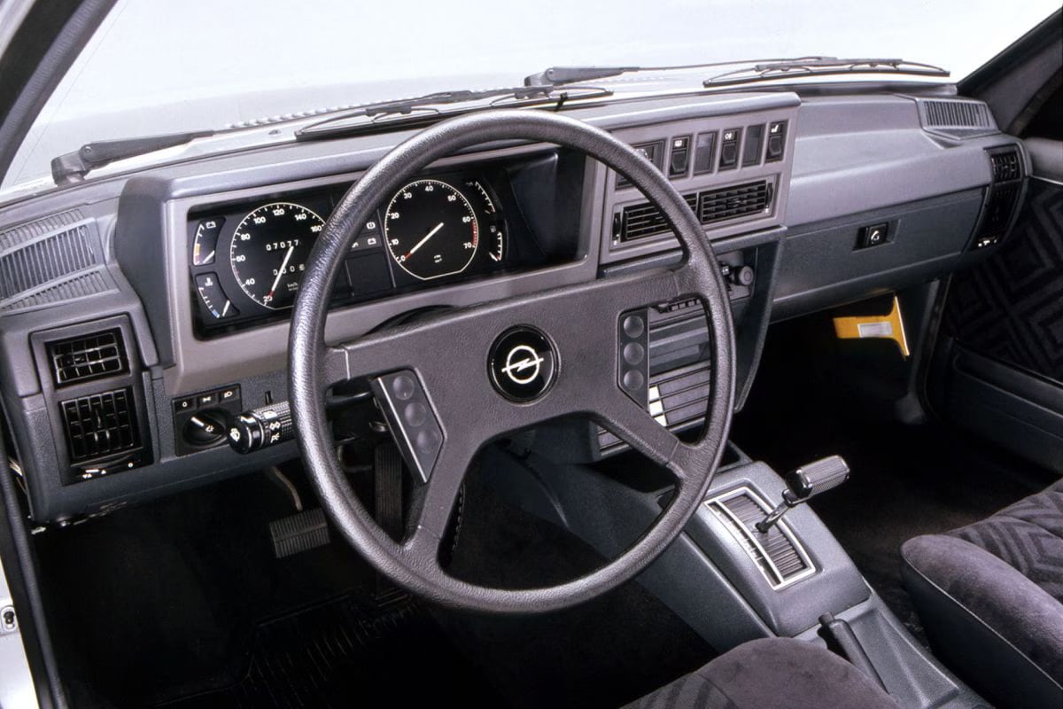Opel Rekord Interieur