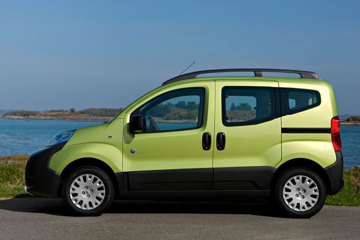 Afbeelding van Peugeot Bipper per generatie 2009-2018