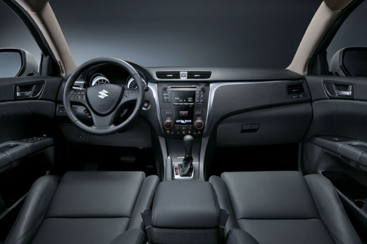 Suzuki Kizashi Interieur