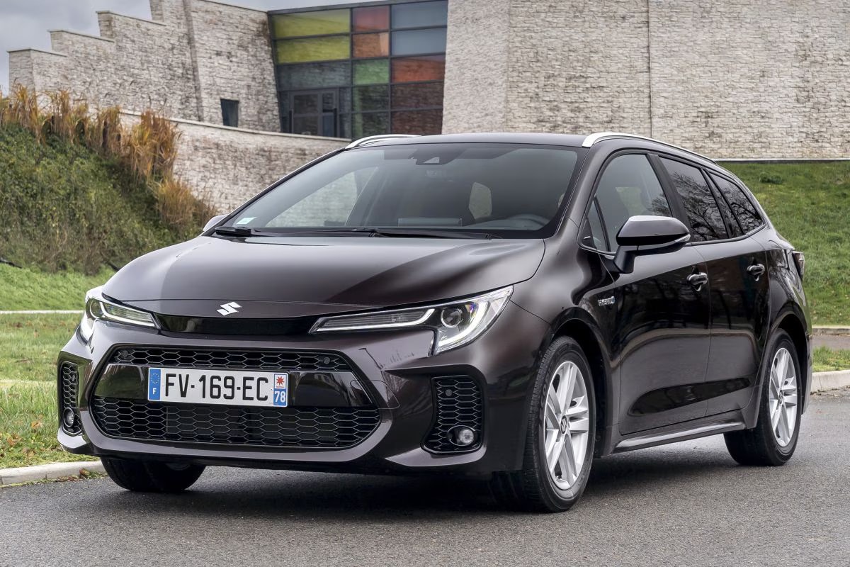 Suzuki Swace 1.8 Hybrid Select