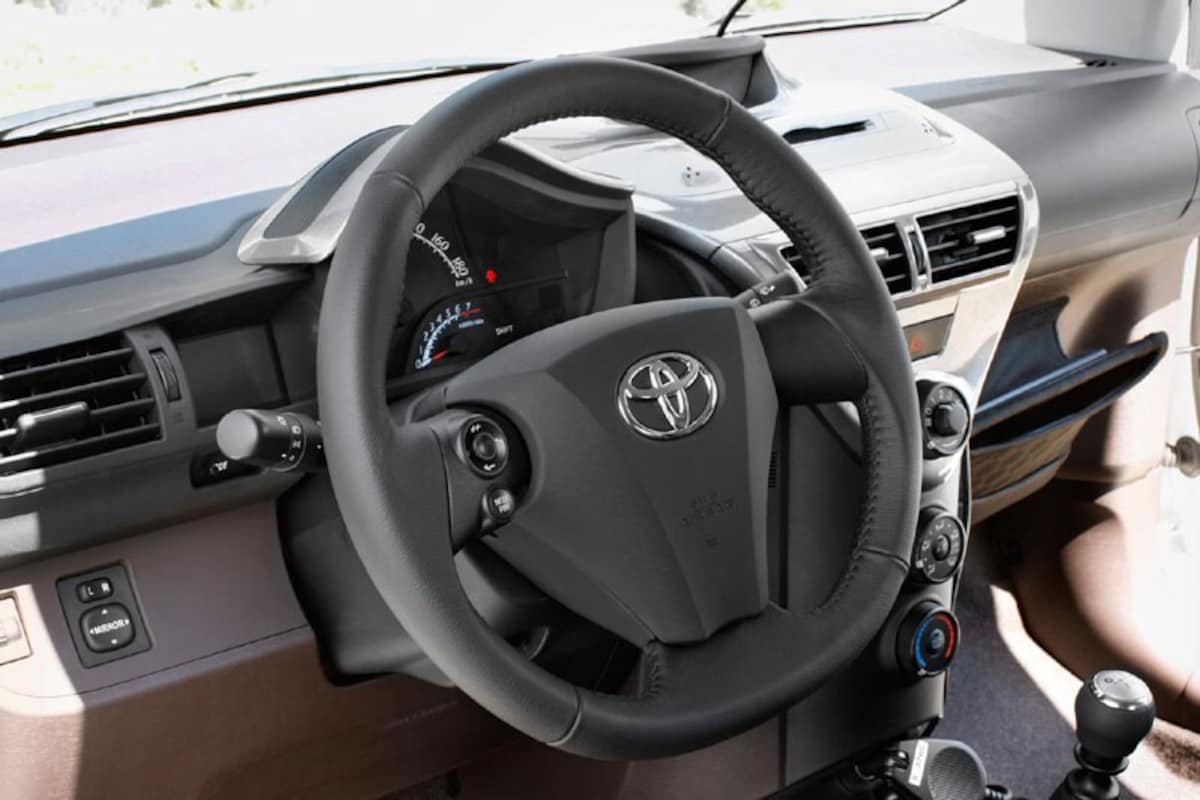Toyota iQ Interieur