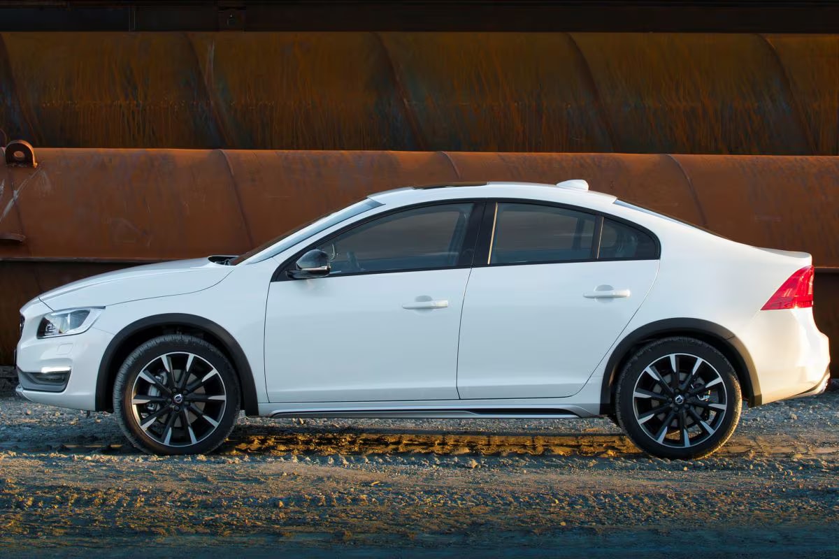 Afbeelding van Volvo S60 per generatie 2010-2019