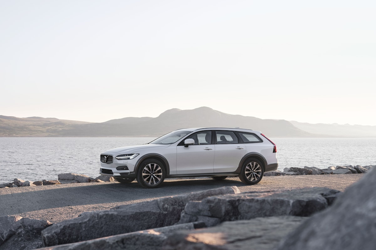 V90 Cross Country